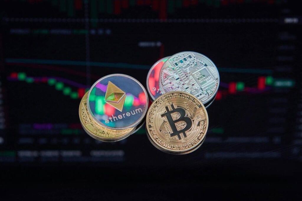 April 20, 2026 Crypto Roundup: Broad Market Bounce Pushes BTC Past ,900 USD as Altcoins Follow