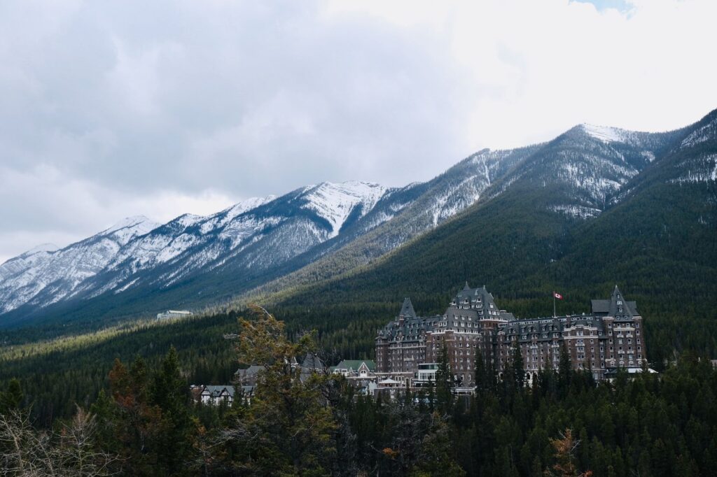 Hiking Banff Alone: Bear Country Safety, Trail Selection, and When Not to Go Solo Hiking Banff Alone: Bear Country Safety, Trail Selection, and When Not to Go Solo
